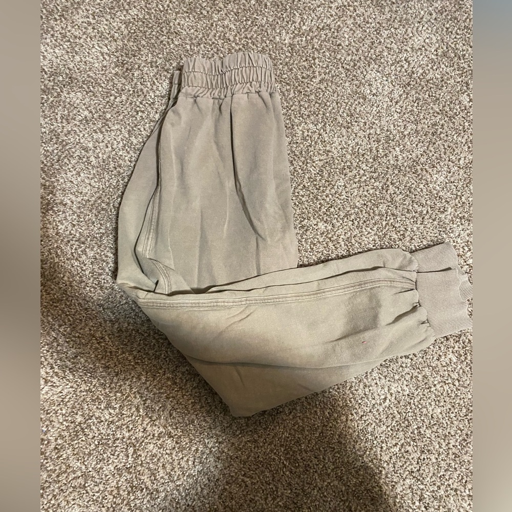 Urban outfitters joggers (no pockets)